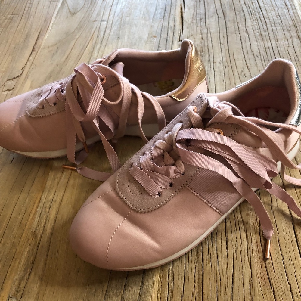 Ted baker pink shoes